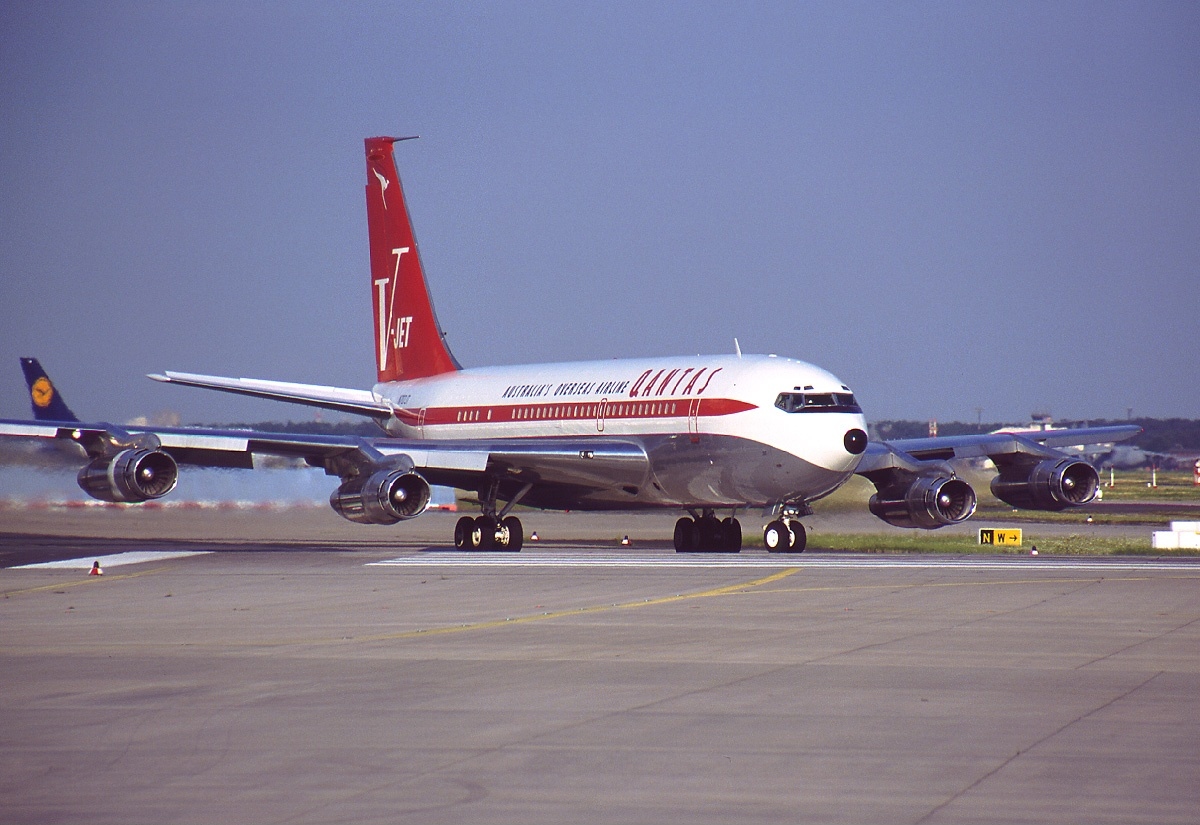 Boeing 707
