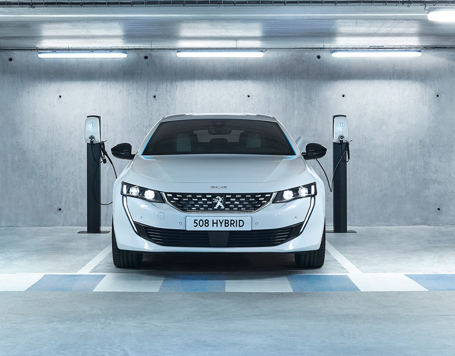 Peugeot Reveal 508 HYBRID