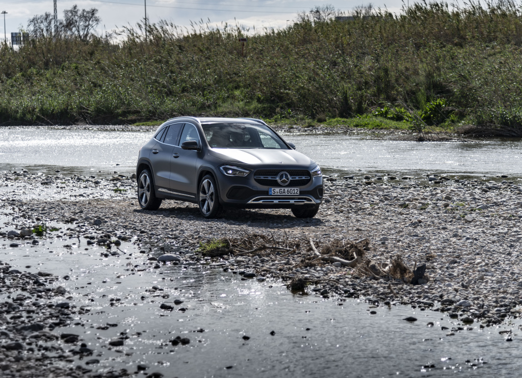 Mercedes Reveal the New GLA